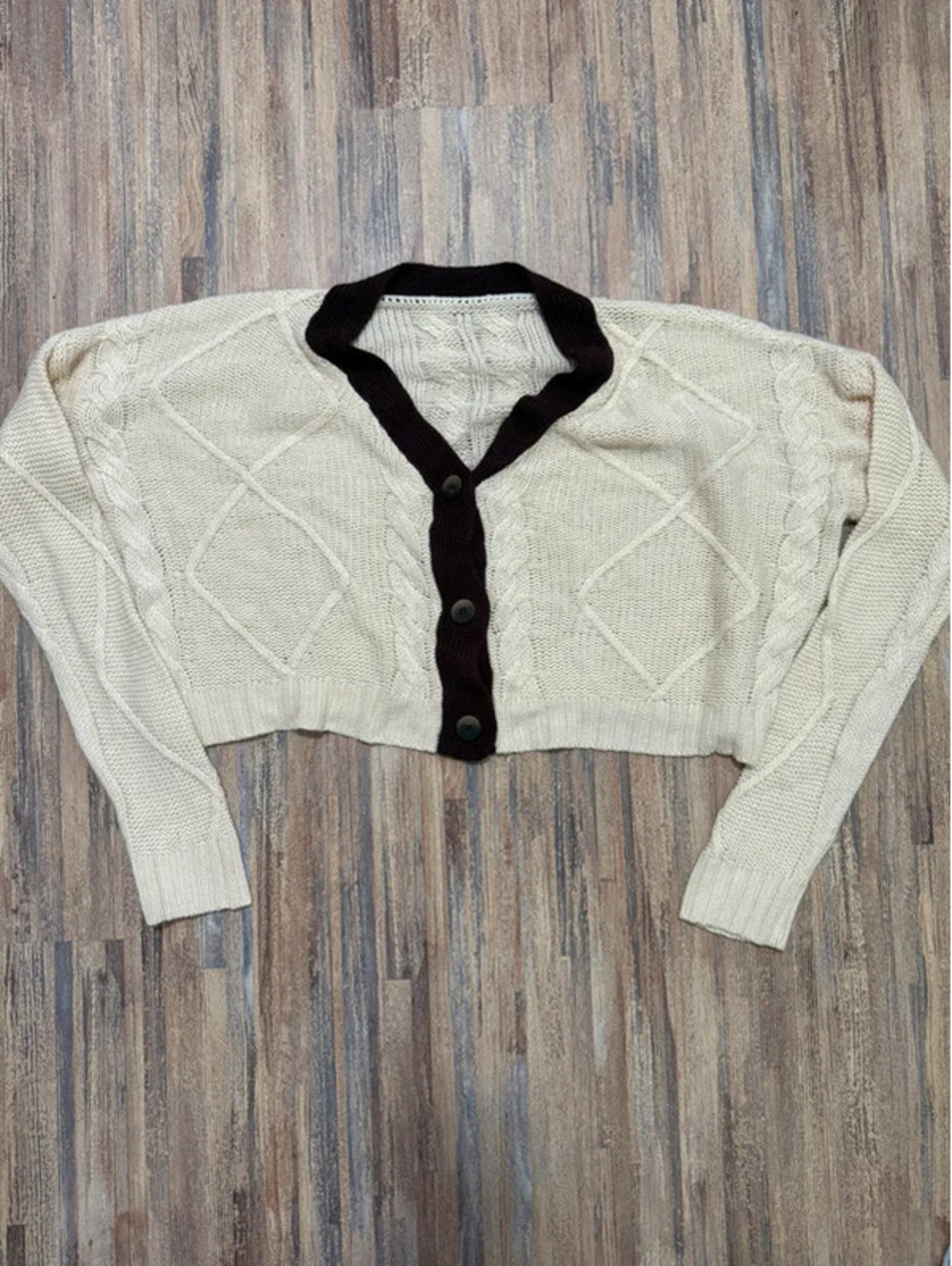 Romwe cropped sweater cream and burgundy size large